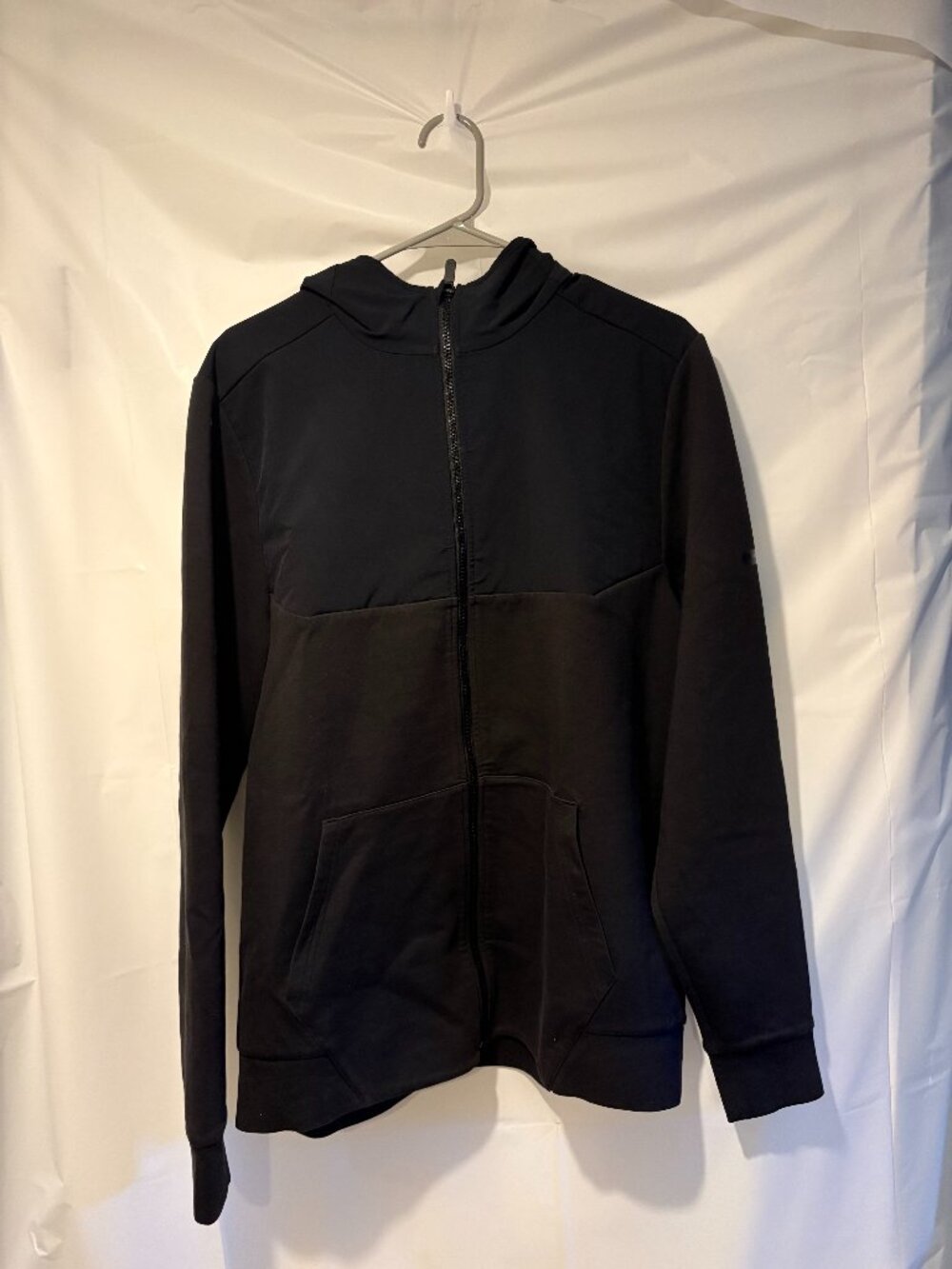 Mens Under Armour Size L Hooded Zip Up Hoodie Jacket